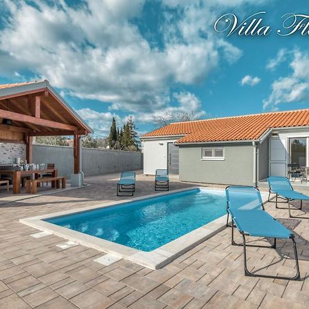 Villa Flores Kavran المظهر الخارجي الصورة